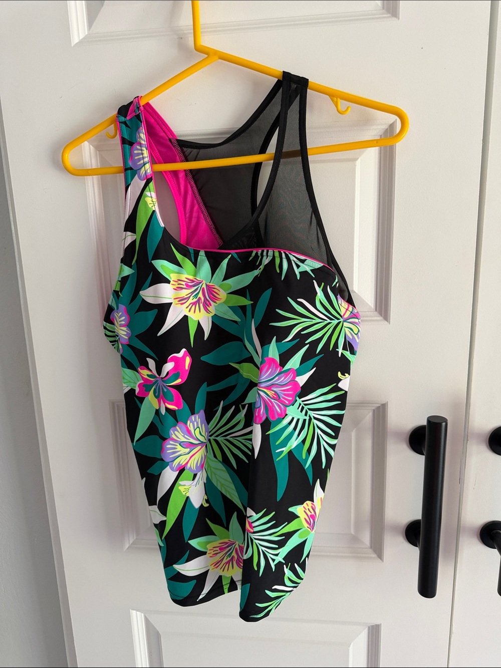 Black Tropical Floral tankini swim top 1X/18W